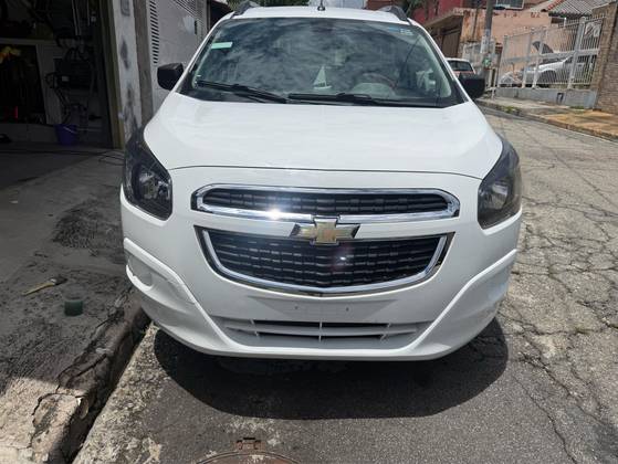 CHEVROLET SPIN 1.8 LT 8V FLEX 4P MANUAL CHEVROLET SPIN 1.8 LT 8V FLEX 4P MANUAL